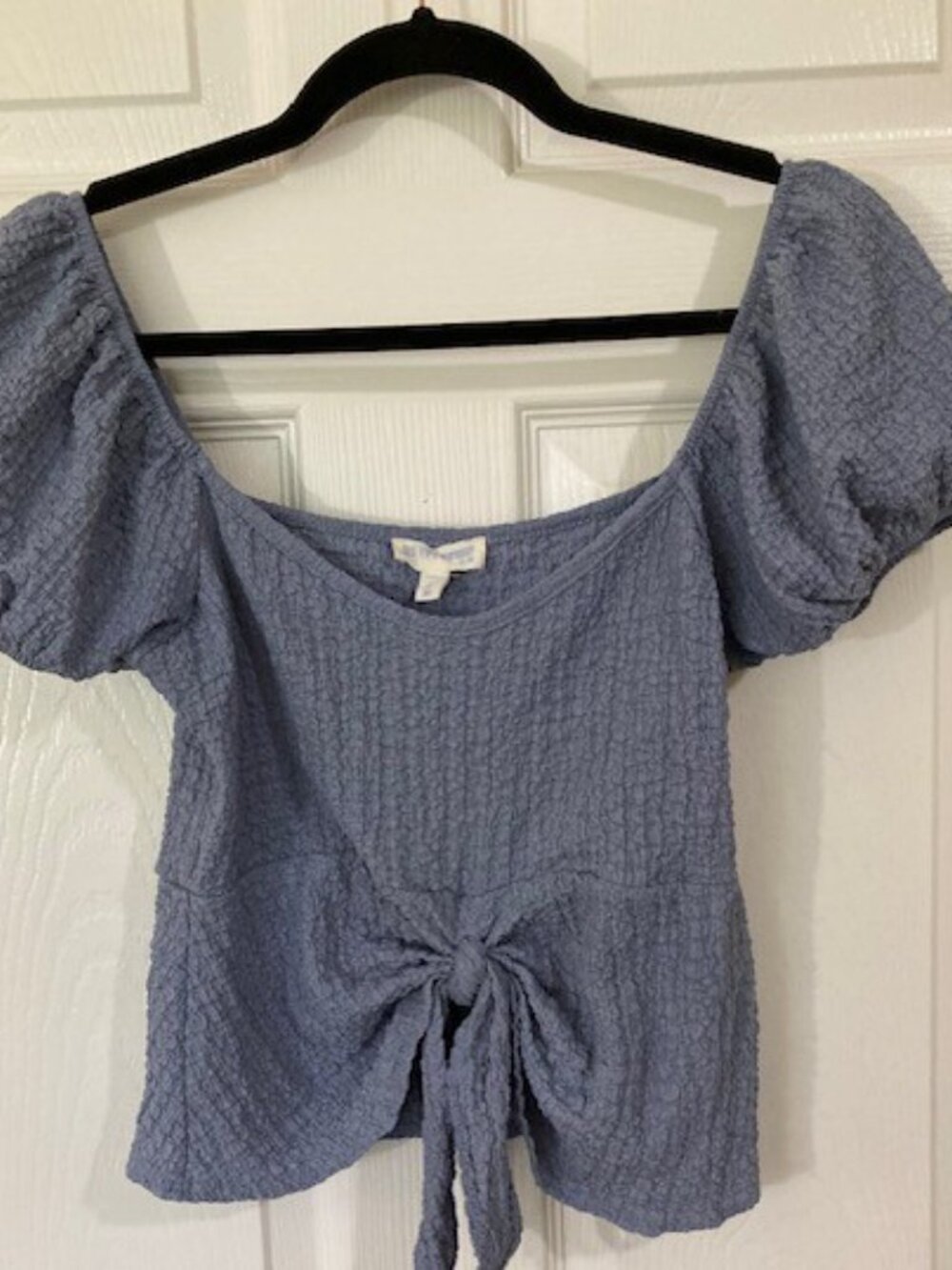 See You Monday Dusty Blue Textured Tie Front Top M Puffed Sleeve Coquette